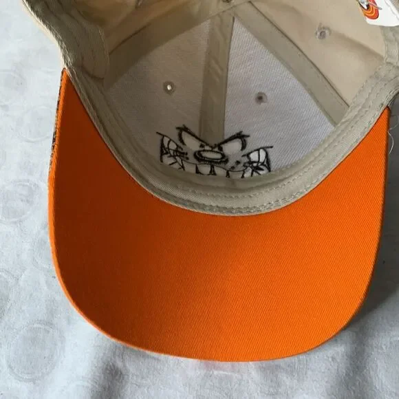 Warner Bros.Looney Tunes Embroidered Tasmanian Devil Boys Adjustable Cap - Picture 2 of 4